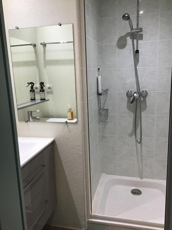 Superbe Appartement A Uzes Avec Place De Parking Exterior foto