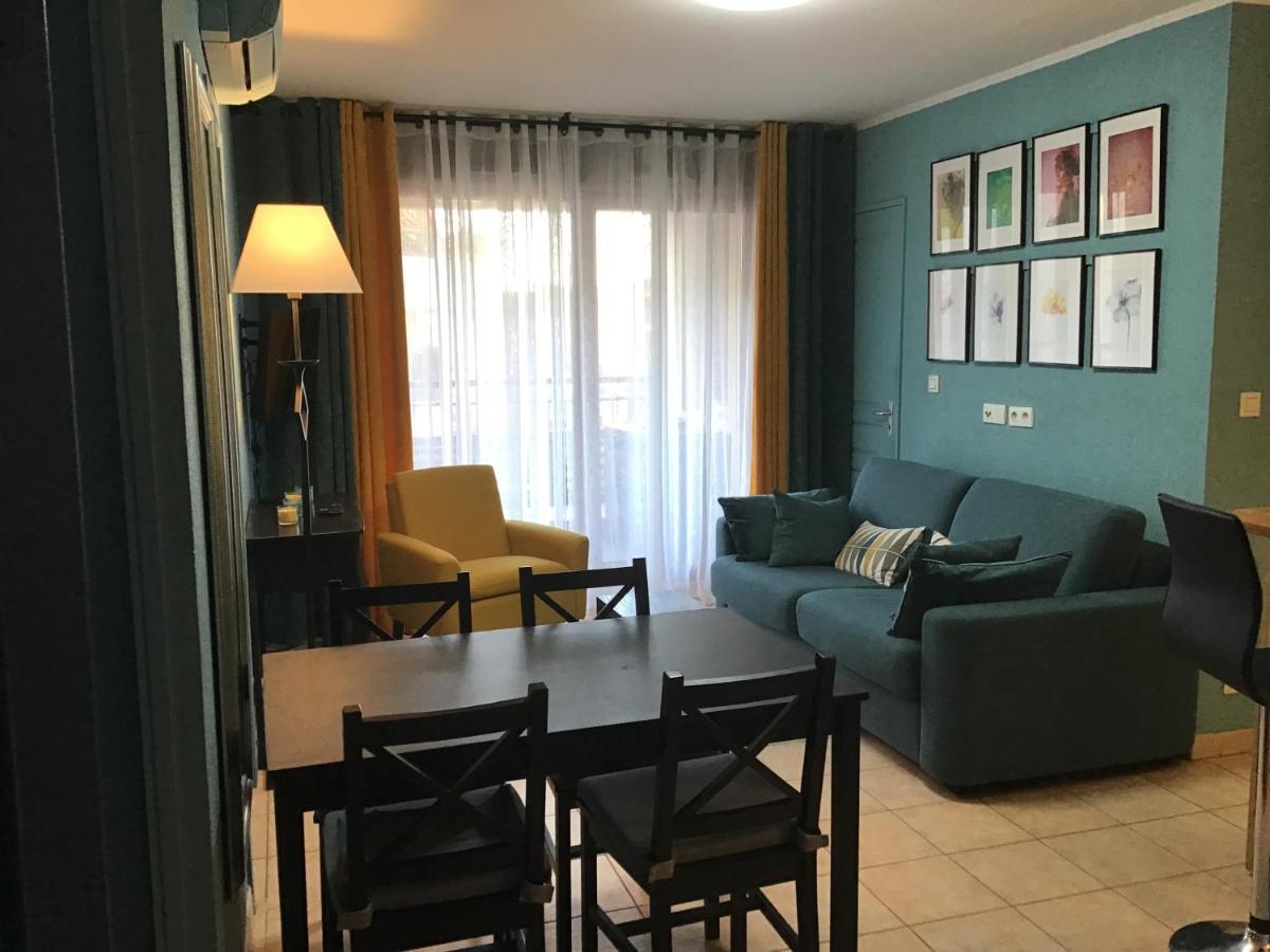 Superbe Appartement A Uzes Avec Place De Parking Exterior foto