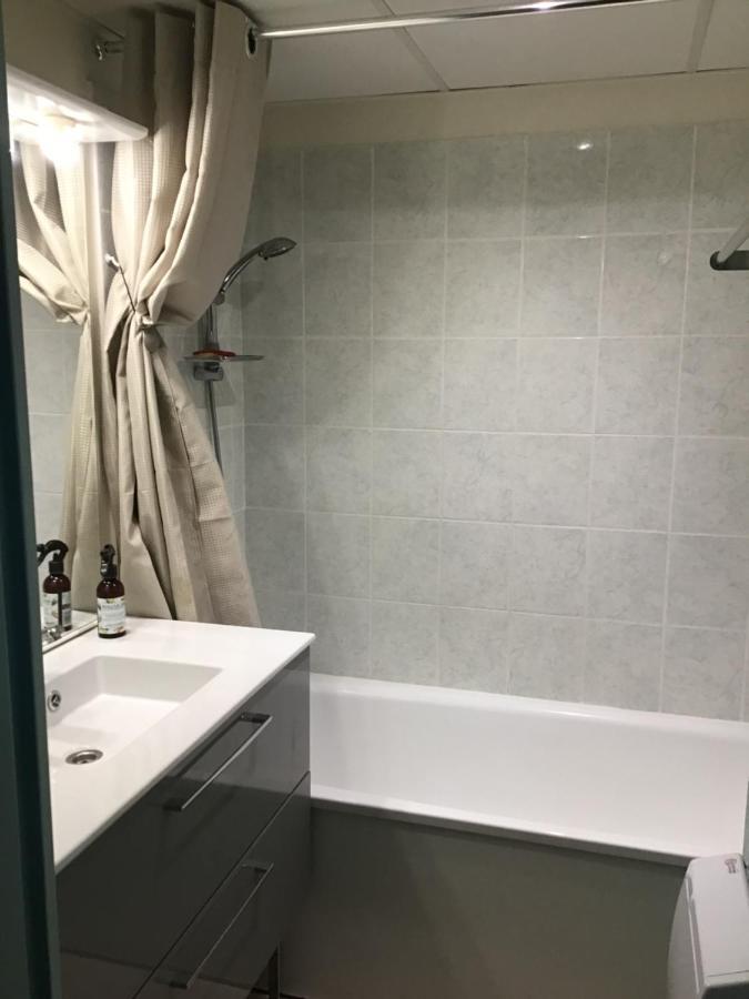 Superbe Appartement A Uzes Avec Place De Parking Exterior foto
