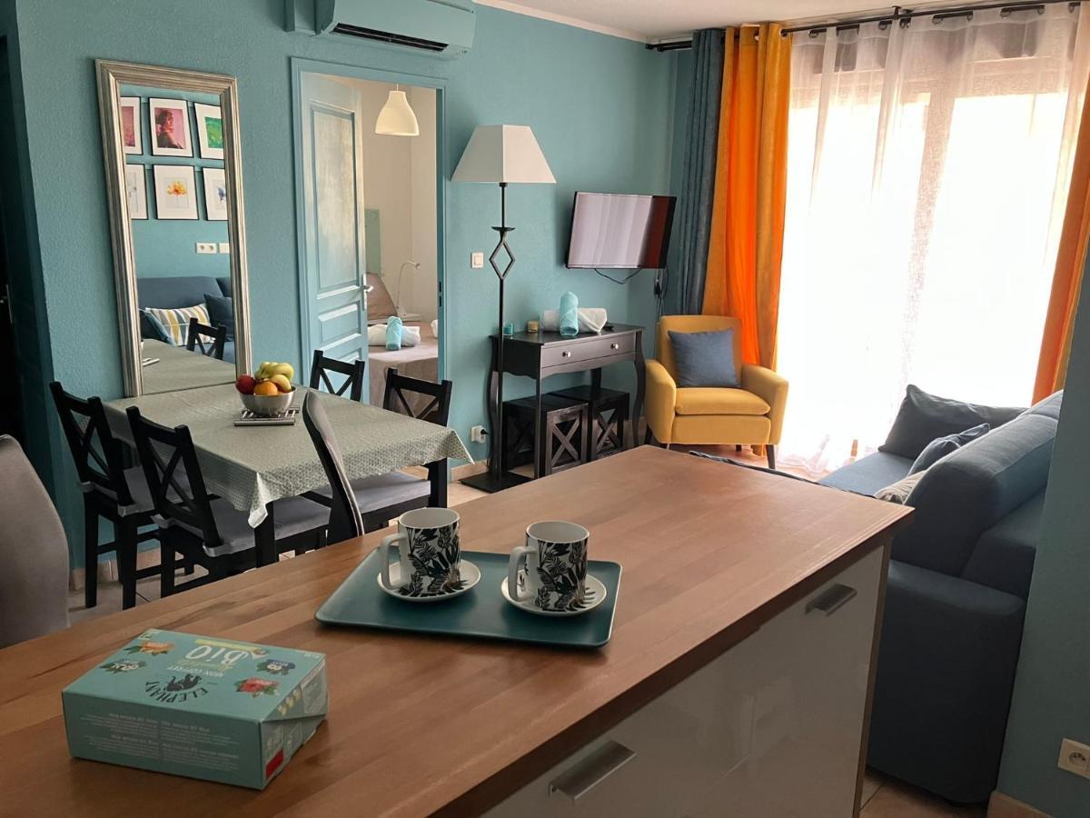 Superbe Appartement A Uzes Avec Place De Parking Exterior foto