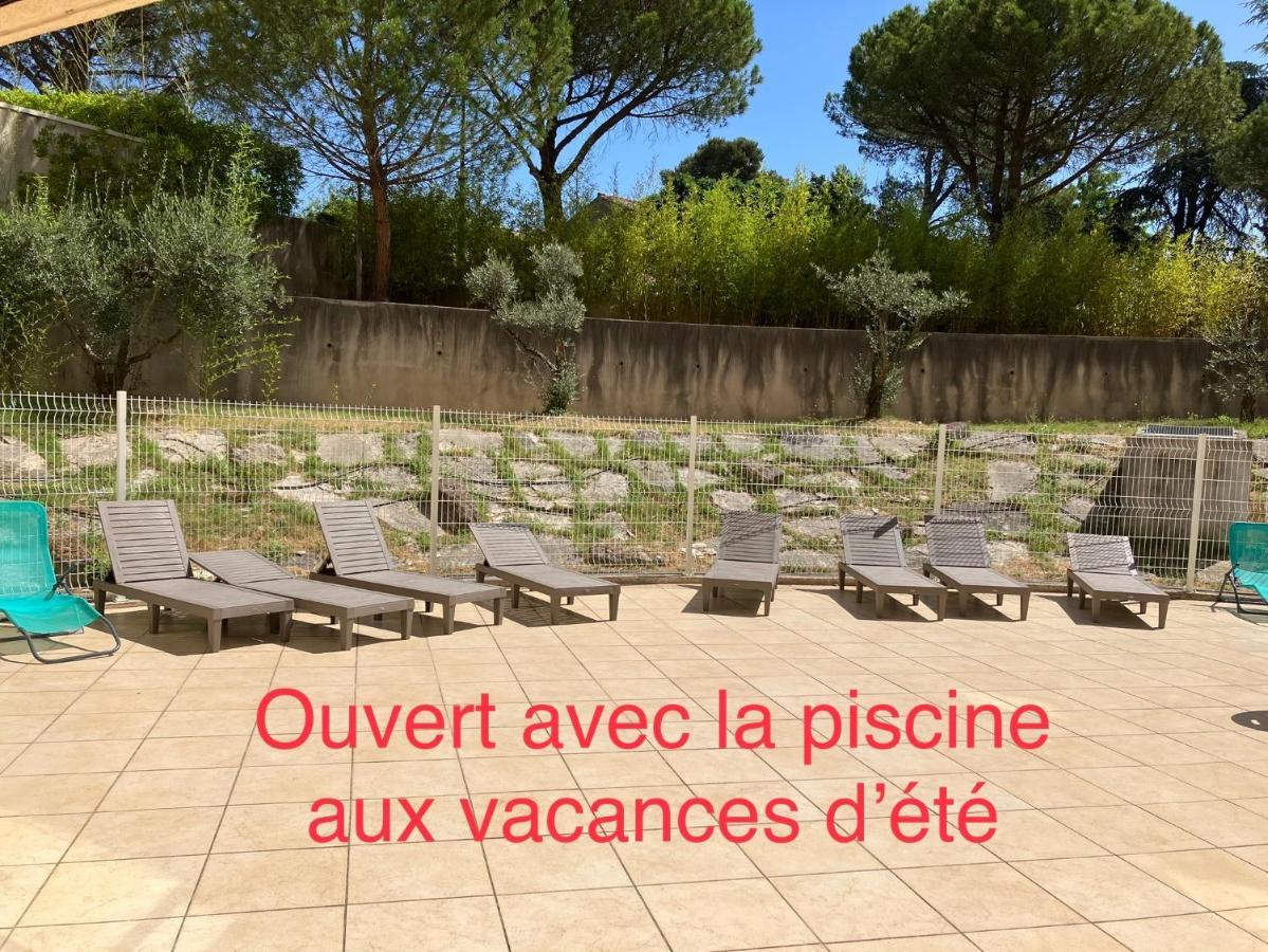 Superbe Appartement A Uzes Avec Place De Parking Exterior foto