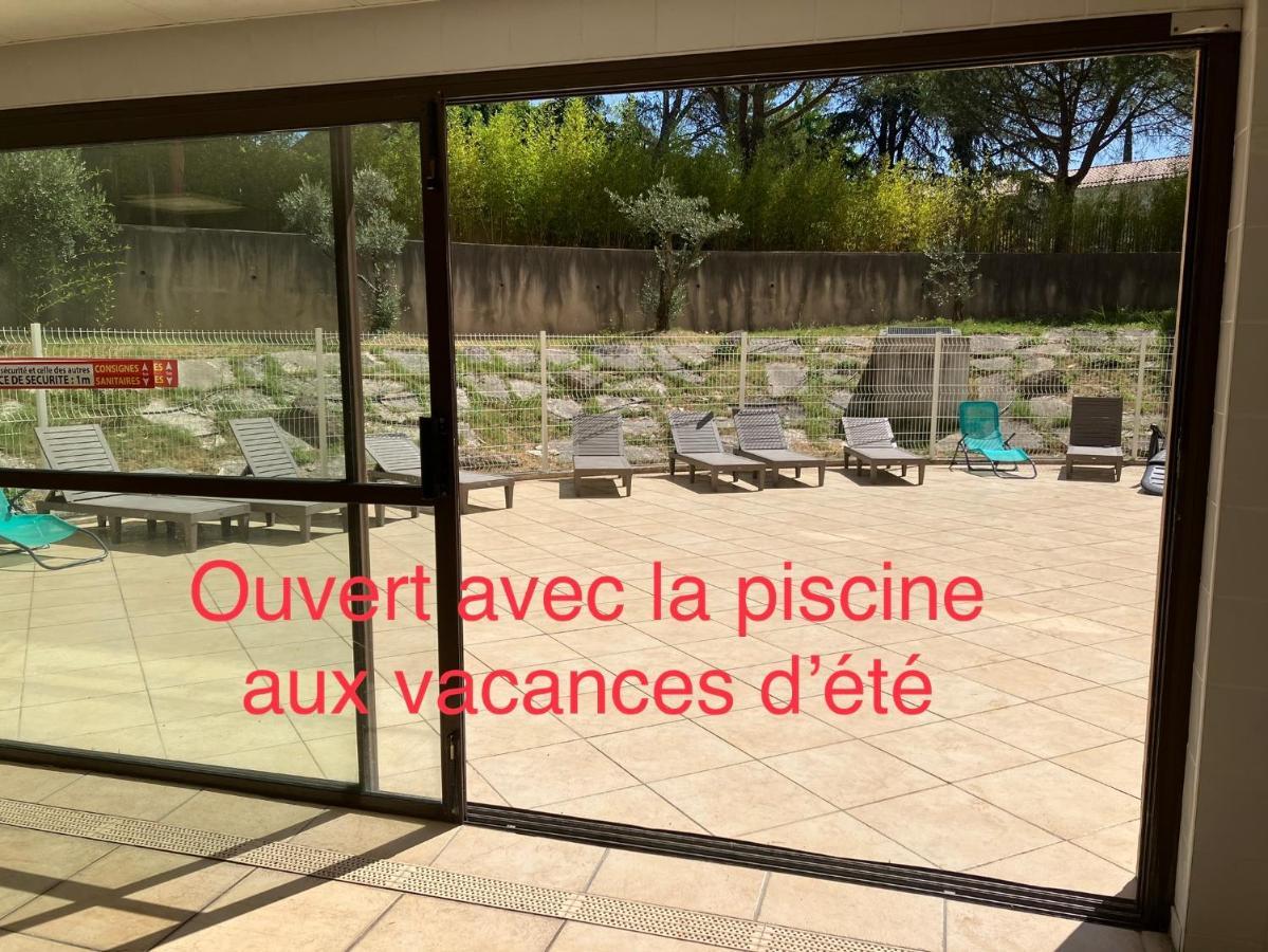 Superbe Appartement A Uzes Avec Place De Parking Exterior foto